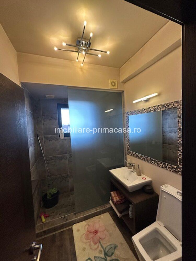 PENTHOUSE zona CENTRU VECHI mobilat si utilat complet! - imagine 27