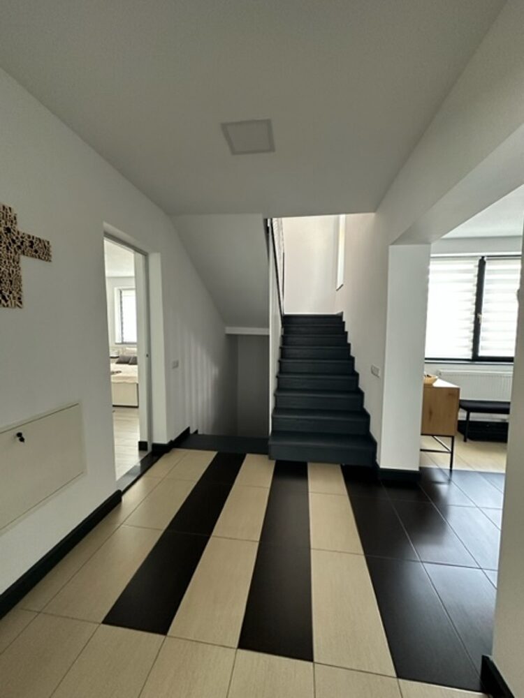 VILA ZONA MANIU P+E+M finisata, utilata garaj subteran ! - imagine 14