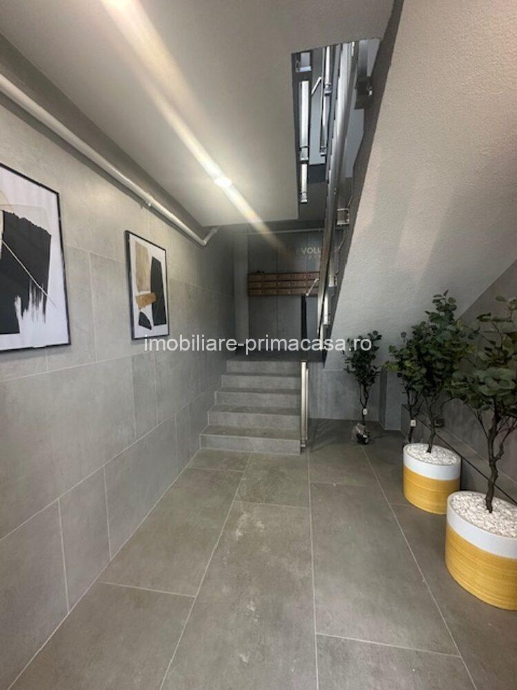 ZONA LAMAITEI aparatamente semifinisate diferite suprafete 50-78mp!