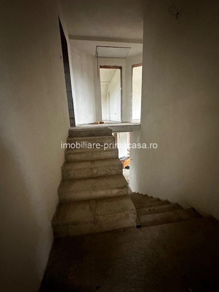 SATU NOU DE JOS, casa D+P+E 300mp , cu teren 21ari! - imagine 17