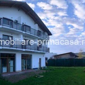 CLADIRE zona Metro etaj 1 si 2 de inchirat pt. birouri!