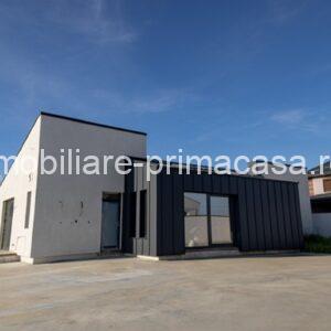 MOCIRA casa pe 1 nivel semifinisata 130mp utili cu teren 5.5ari!