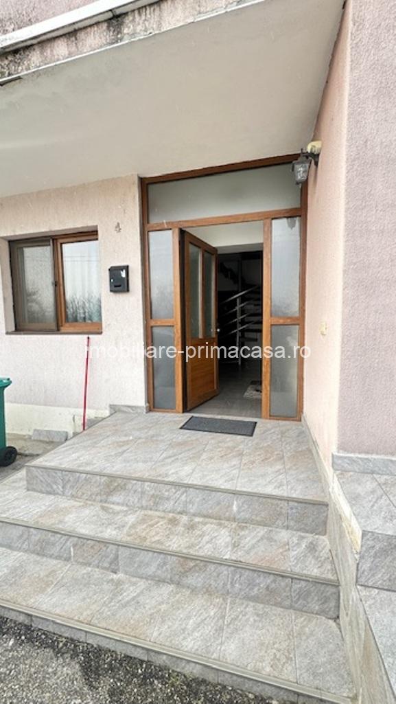 VICTORIEI zona Marul de Aur casa tip insiruita P+1+2 cu teren aferent! - imagine 28