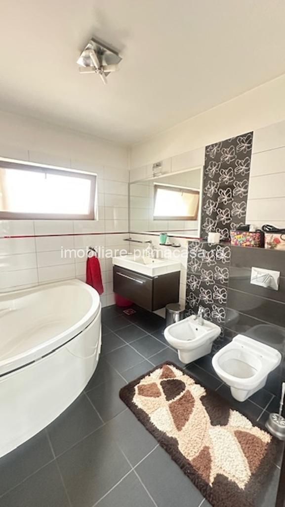 VICTORIEI zona Marul de Aur casa tip insiruita P+1+2 cu teren aferent! - imagine 13