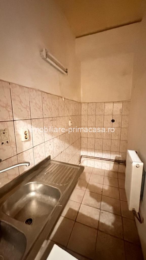 VICTORIEI (Zona Bucla) spatiu comercial stradal 85mp ! - imagine 5