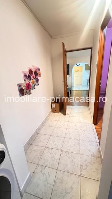 OITUZ( Centru nou) 3camere semidecomandat etaj2! - imagine 12