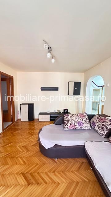 OITUZ( Centru nou) 3camere semidecomandat etaj2! - imagine 10