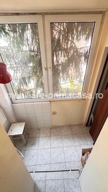 OITUZ( Centru nou) 3camere semidecomandat etaj2! - imagine 5