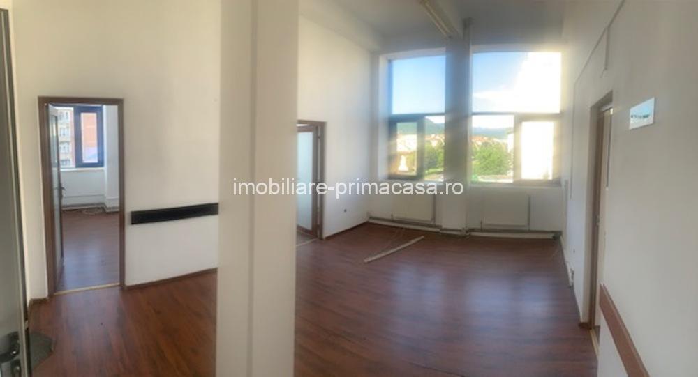 CLADIRE de birouri, ( Tipografie) etaj 2 si 3 in suparafata de 520mp! - imagine 14