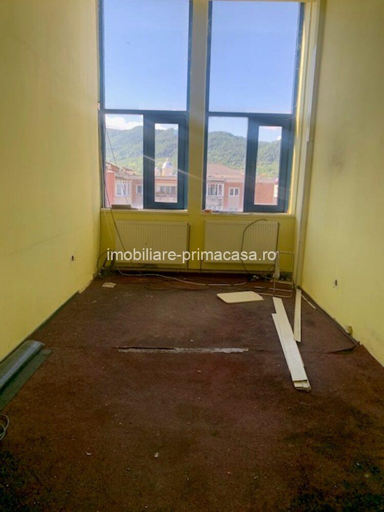 CLADIRE de birouri, ( Tipografie) etaj 2 si 3 in suparafata de 520mp! - imagine 3