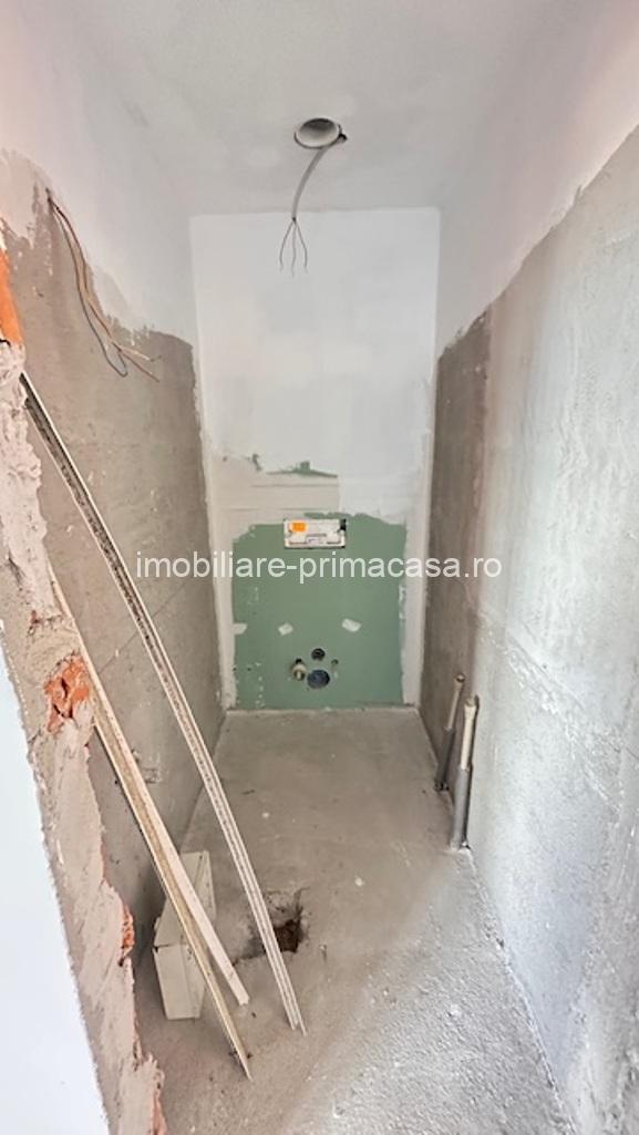 ZONA METRO casa P+E+M tip insiruite 202mp +teren 70mp semifinisata! - imagine 14