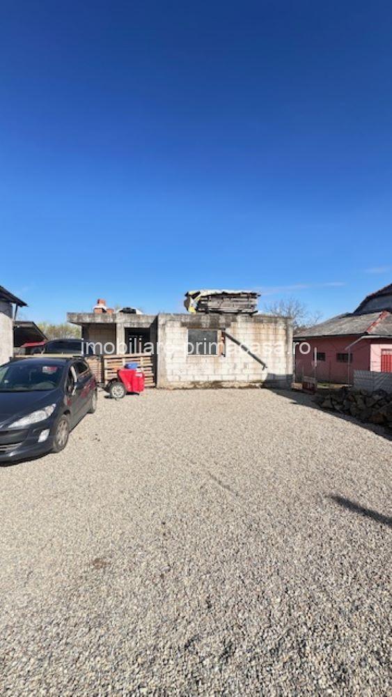 LAPUSEL, teren intravilan cu proiect casa si teren de aprox,10ari! - imagine 4