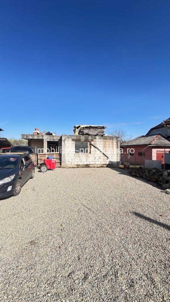 LAPUSEL, teren intravilan cu proiect casa si teren de aprox,10ari! - imagine 3