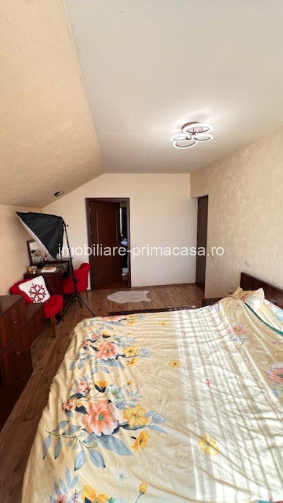 ZONA STO -Parte Duplex D+P+M , aprox. 200mp cu teren 205mp! - imagine 12