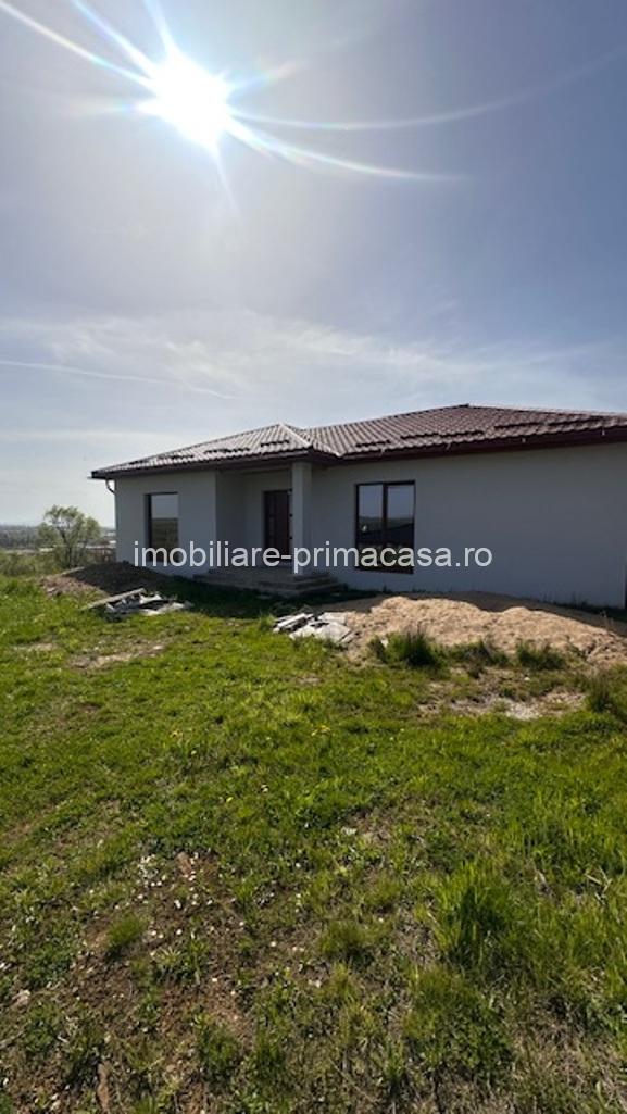 TAUTII DE SUS, casa pe 1 nivel 150mp -semifinisata, 5ari teren ! - imagine 7