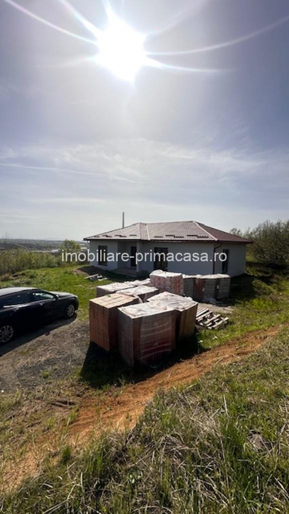 TAUTII DE SUS, casa pe 1 nivel 150mp -semifinisata, 5ari teren ! - imagine 4