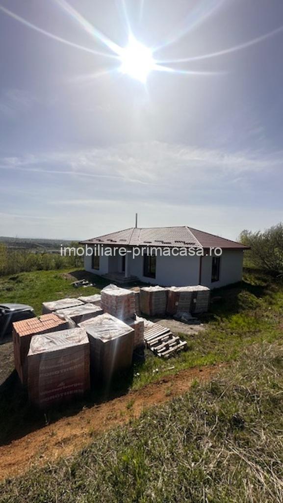 TAUTII DE SUS, casa pe 1 nivel 150mp -semifinisata, 5ari teren ! - imagine 3