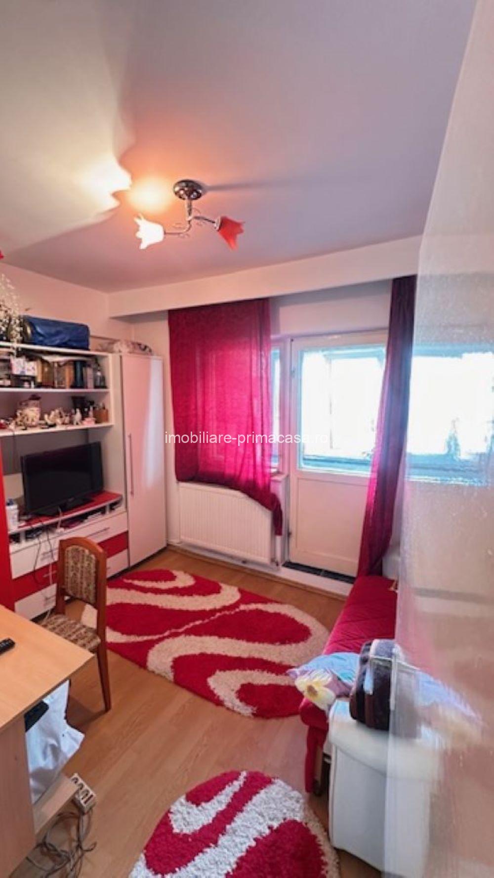 ZONA EXPOCOM! 3 camere decomandate, etaj 1, beci! - imagine 8