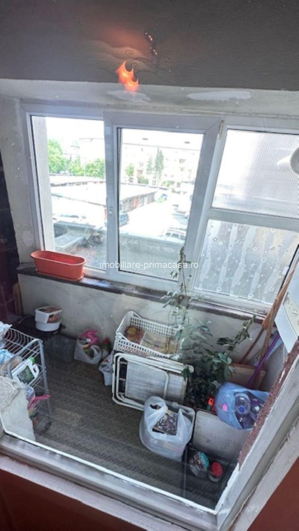 ZONA EXPOCOM! 3 camere decomandate, etaj 1, beci! - imagine 7