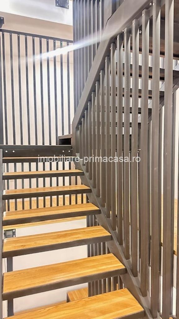 CENTRU VECHI (Zona LOGOut) birouri de inchiriat diferite suprafete de la 12.3mp - imagine 12