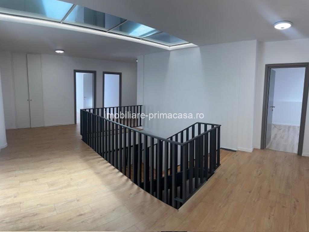 CENTRU VECHI (Zona LOGOut) birouri de inchiriat diferite suprafete de la 12.3mp - imagine 3