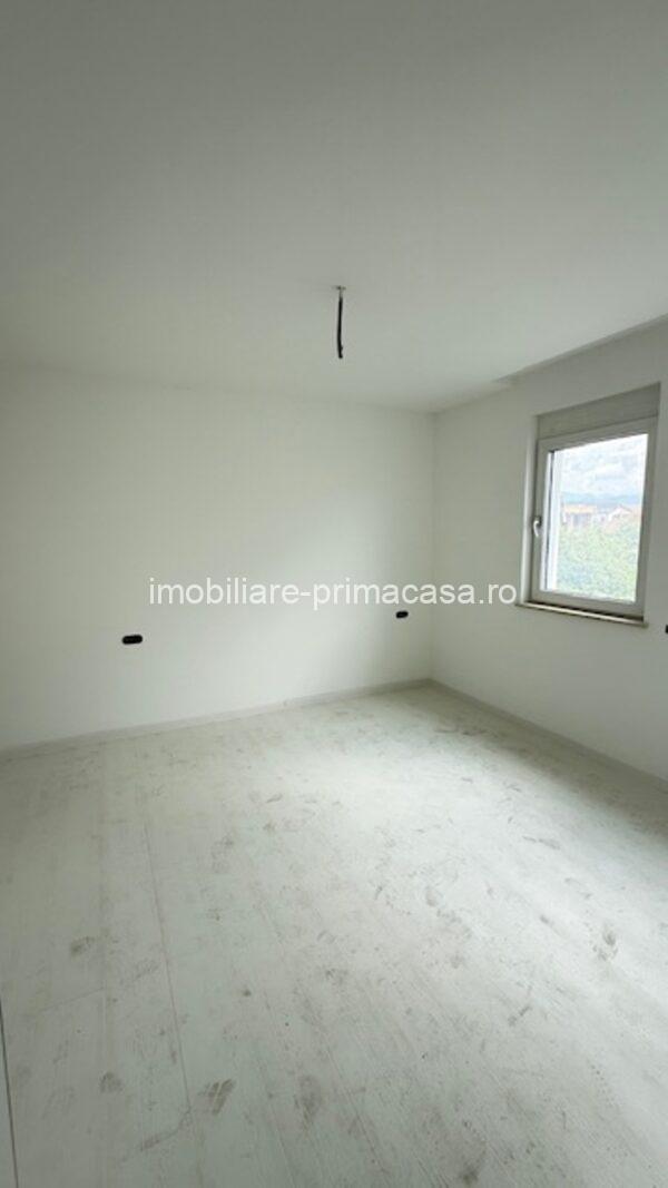BLoc Nou- PROGRESULUI 3camere finisat etaj 1, terasa mare! - imagine 10