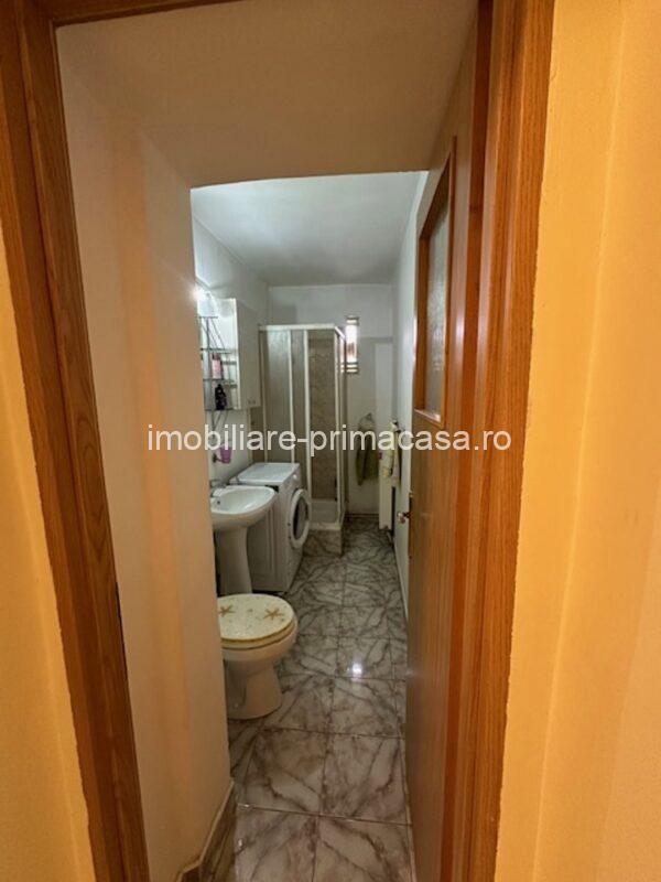 OITUZ CENTRU 2camere etaj4 cu acoperis, mobilat! - imagine 2