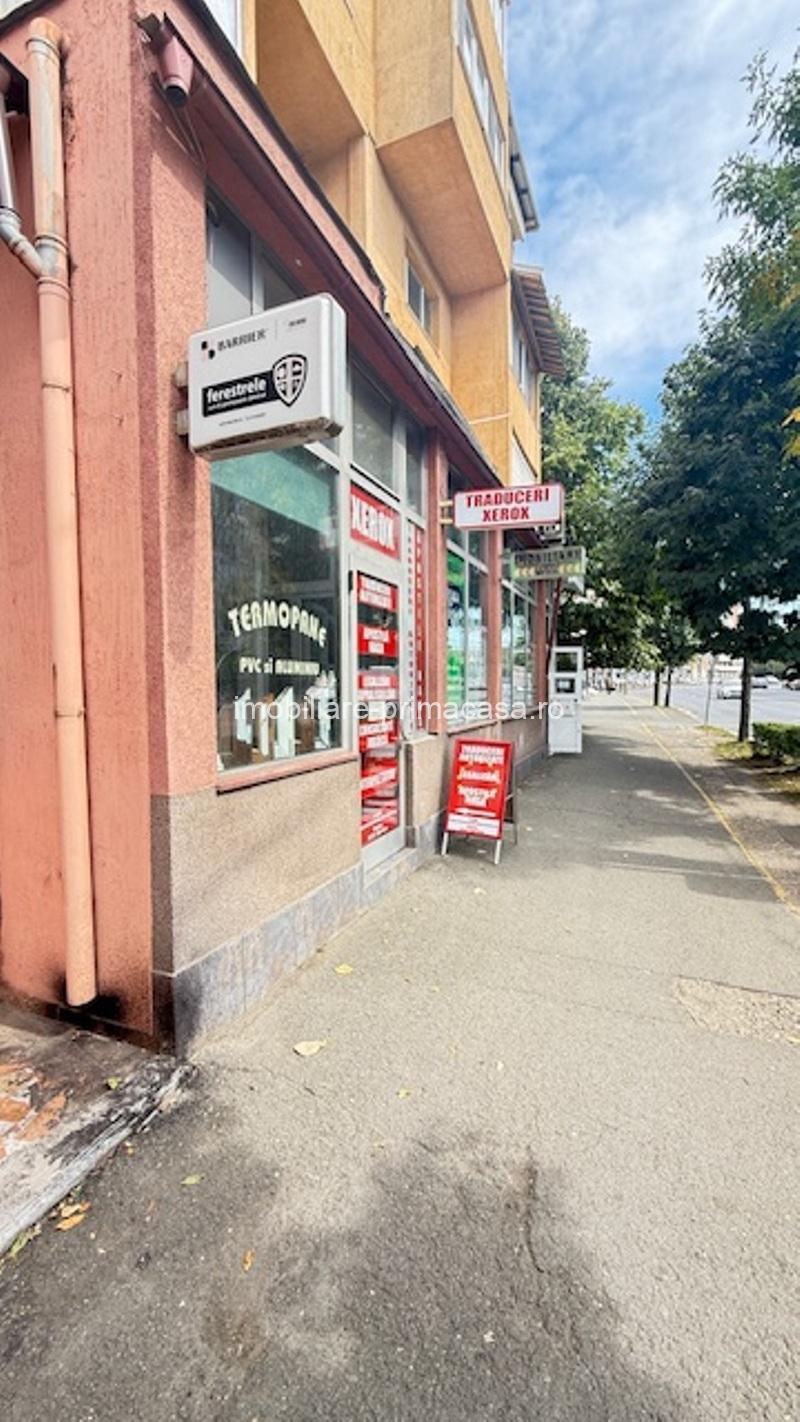 BD. TRAIAN (ZONA MARINEX) spatiu stradal 77mp, pt birouri! - imagine 2