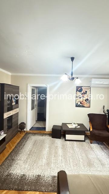 CANTEMIR 2 camere semidecomandate etaj4- acoperis! - imagine 6