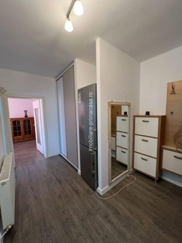 Apartament ultracentral 2 camere etaj 1 decomandat -spate BIZO! - imagine 8