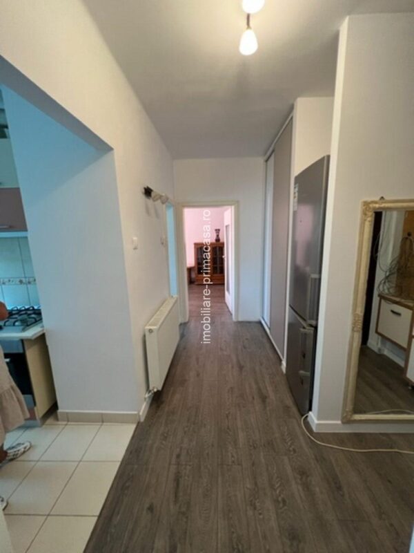 Apartament ultracentral 2 camere etaj 1 decomandat -spate BIZO! - imagine 7