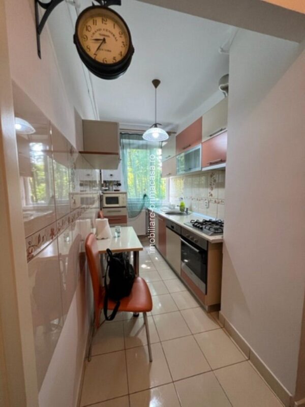 Apartament ultracentral 2 camere etaj 1 decomandat -spate BIZO! - imagine 2