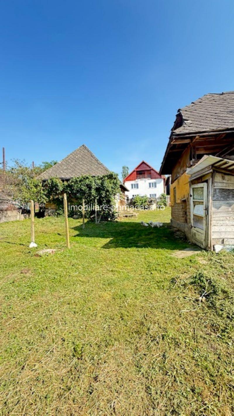 OCOLIS casa batraneasca cu sura si 14 ari teren! - imagine 2