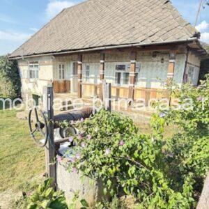 OCOLIS casa batraneasca cu sura si 14 ari teren!