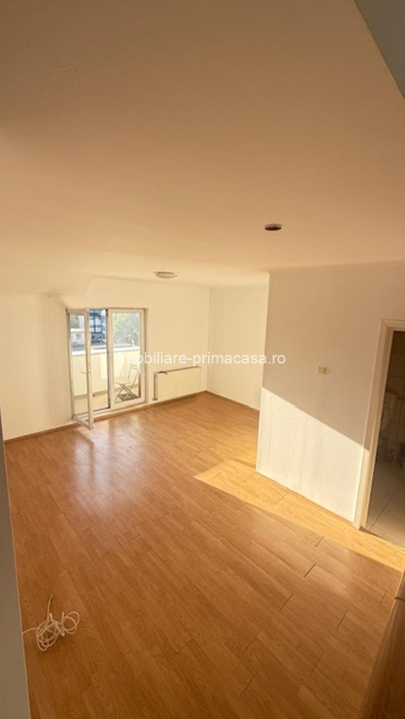 HORTENSIEI apartament pe 2 nivele etaj4 +parcare exterioara!