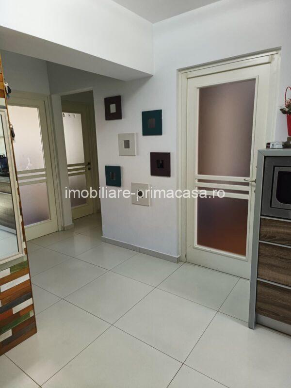 HORTENSIEI 3camere decomandat etaj1 cu garaj ! - imagine 5