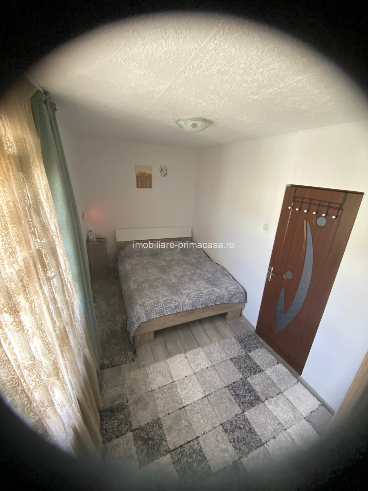 ENESCU , apartament cu 3 camere ,etaj 4 -acoperis! - imagine 10