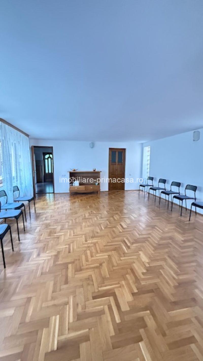 ZONA PARC casa P+1 nemobilata , an 2005! - imagine 15