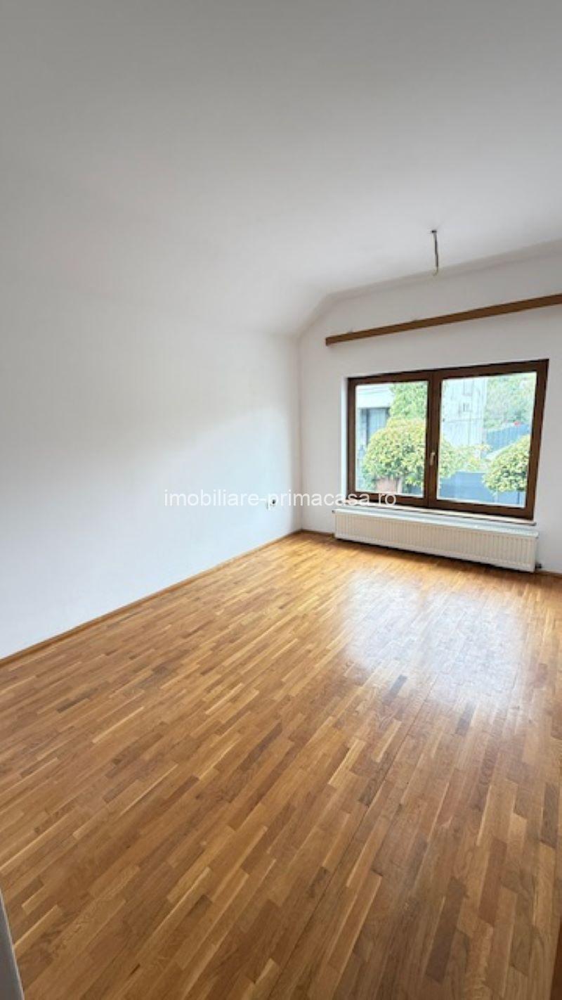 ZONA PARC casa P+1 nemobilata , an 2005! - imagine 10