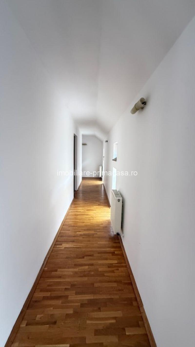 ZONA PARC casa P+1 nemobilata , an 2005! - imagine 9
