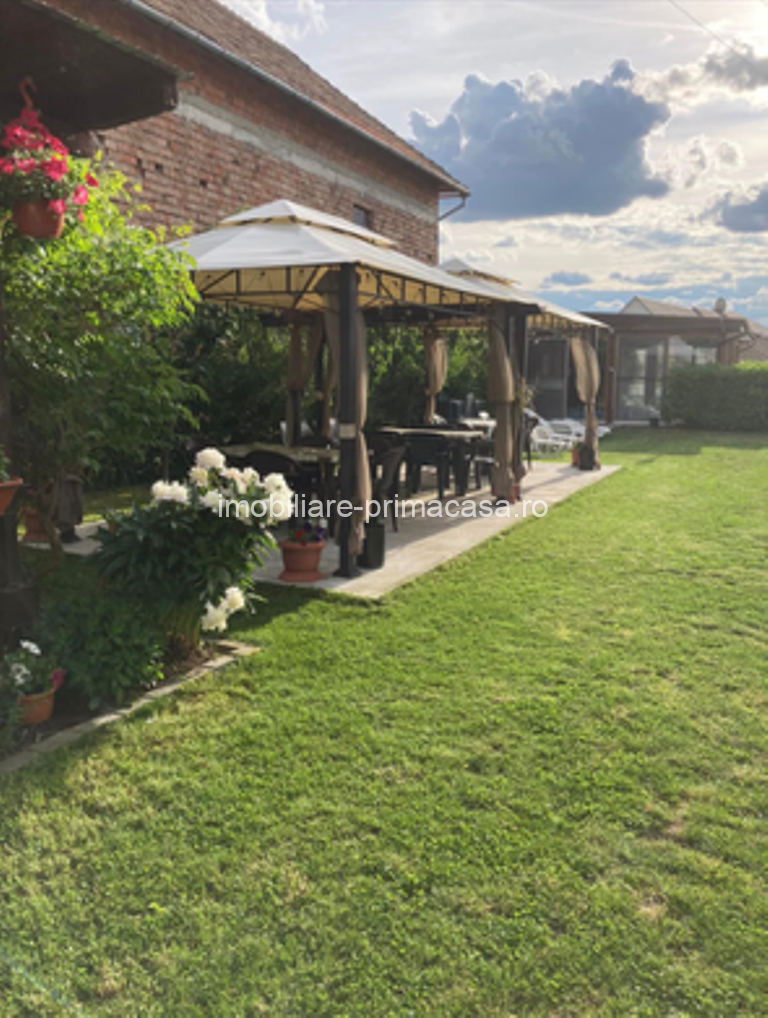 PENSIUNE in Tasnad cu predare afacere profitabila pentru investitori ! - imagine 13