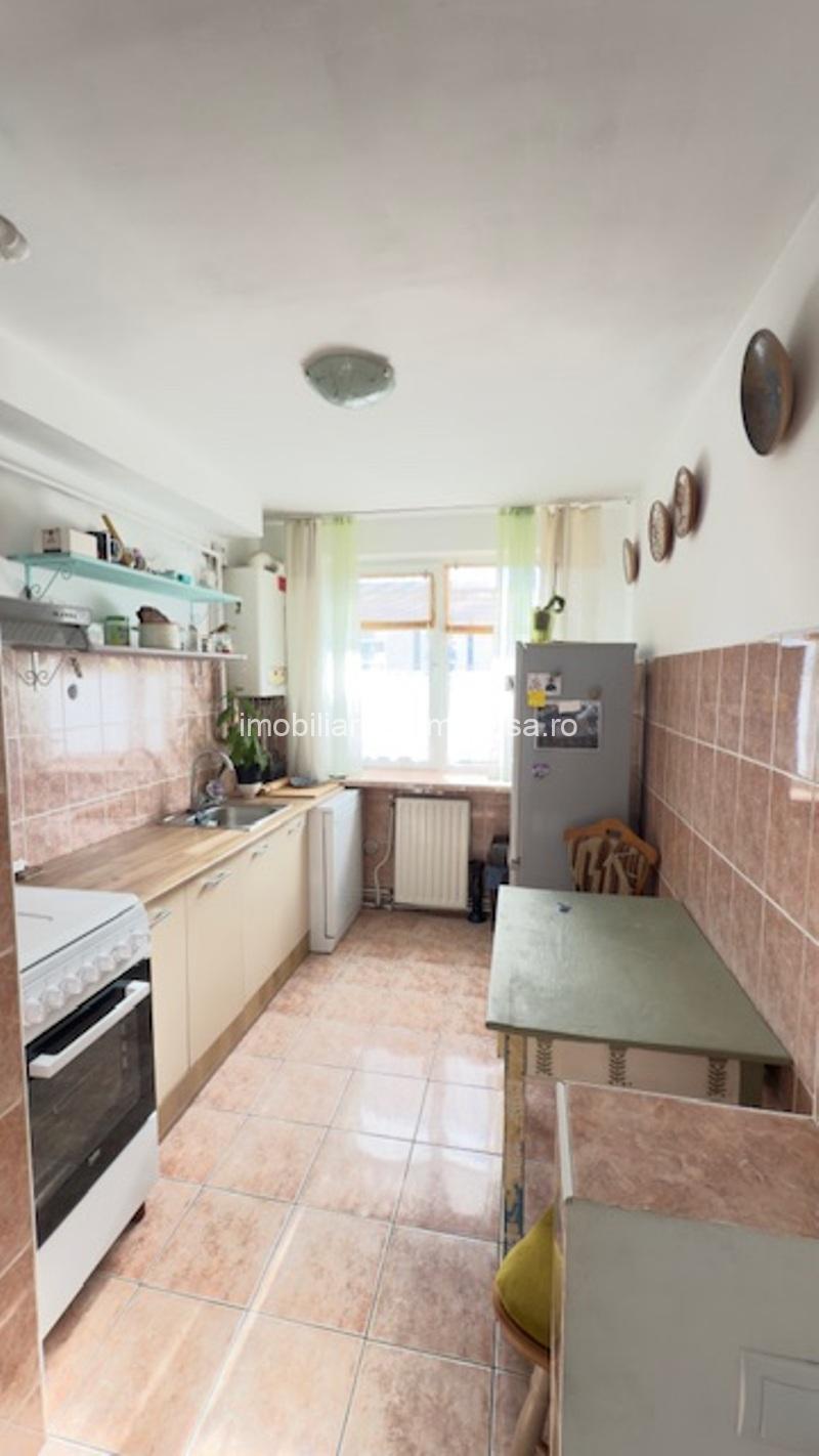 ZONA MANIU 3camere etaj2, finisat, balcon mare ,orientare sudica! - imagine 5