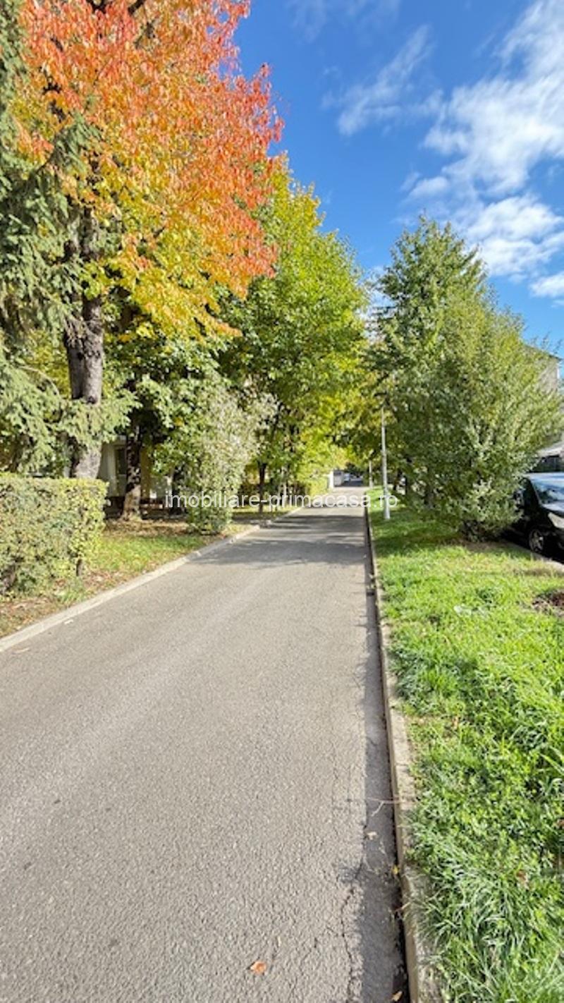 ZONA MANIU 3camere etaj2, finisat, balcon mare ,orientare sudica!