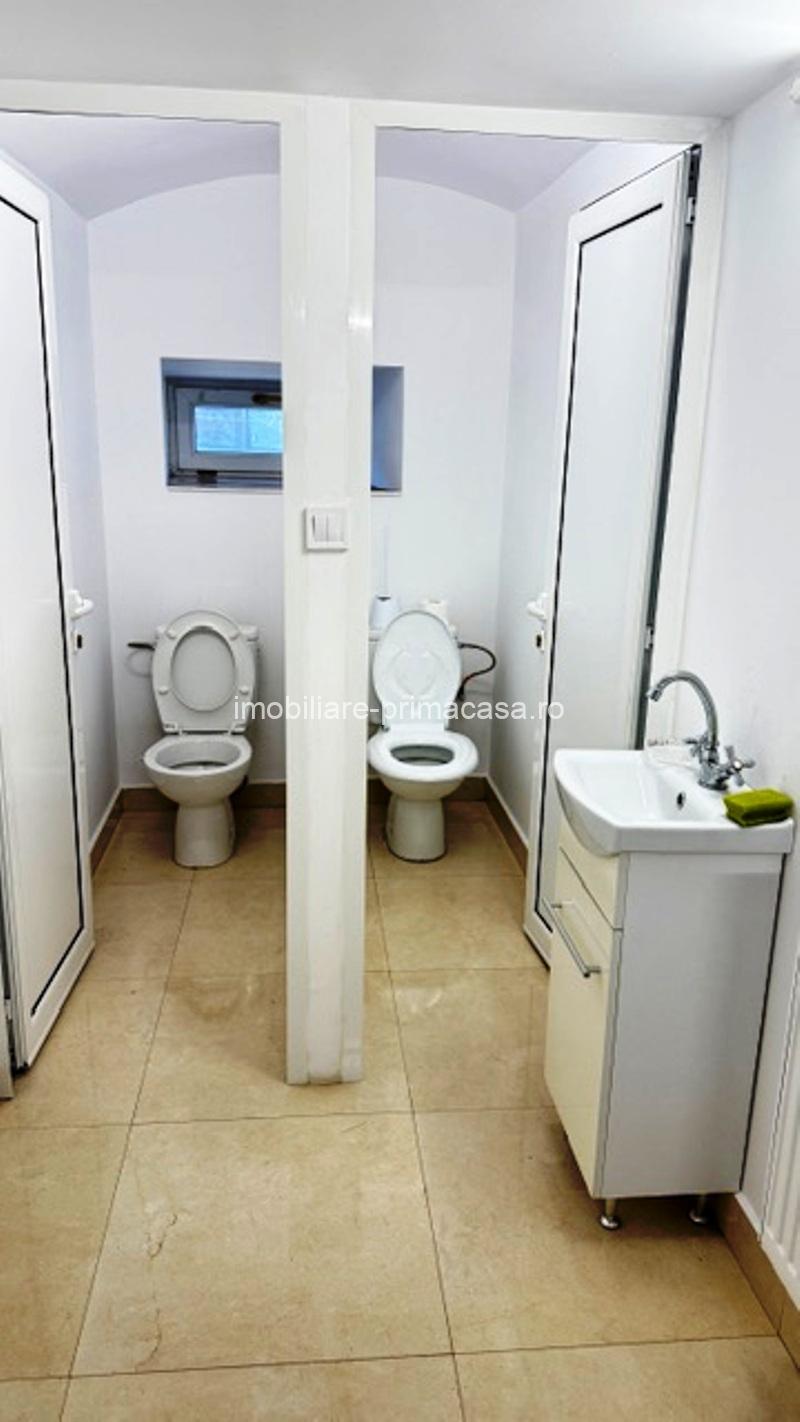 LUCACIU zona Catedralei spatiu de 70 mp finisat, grup sanitar! - imagine 7