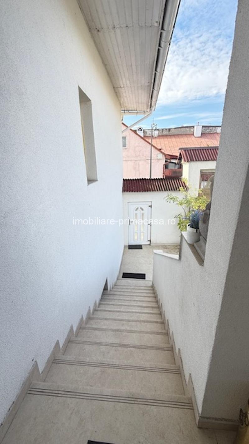 Casă de vânzare în Centrul Istoric al orașului Baia Mare!!! - imagine 12