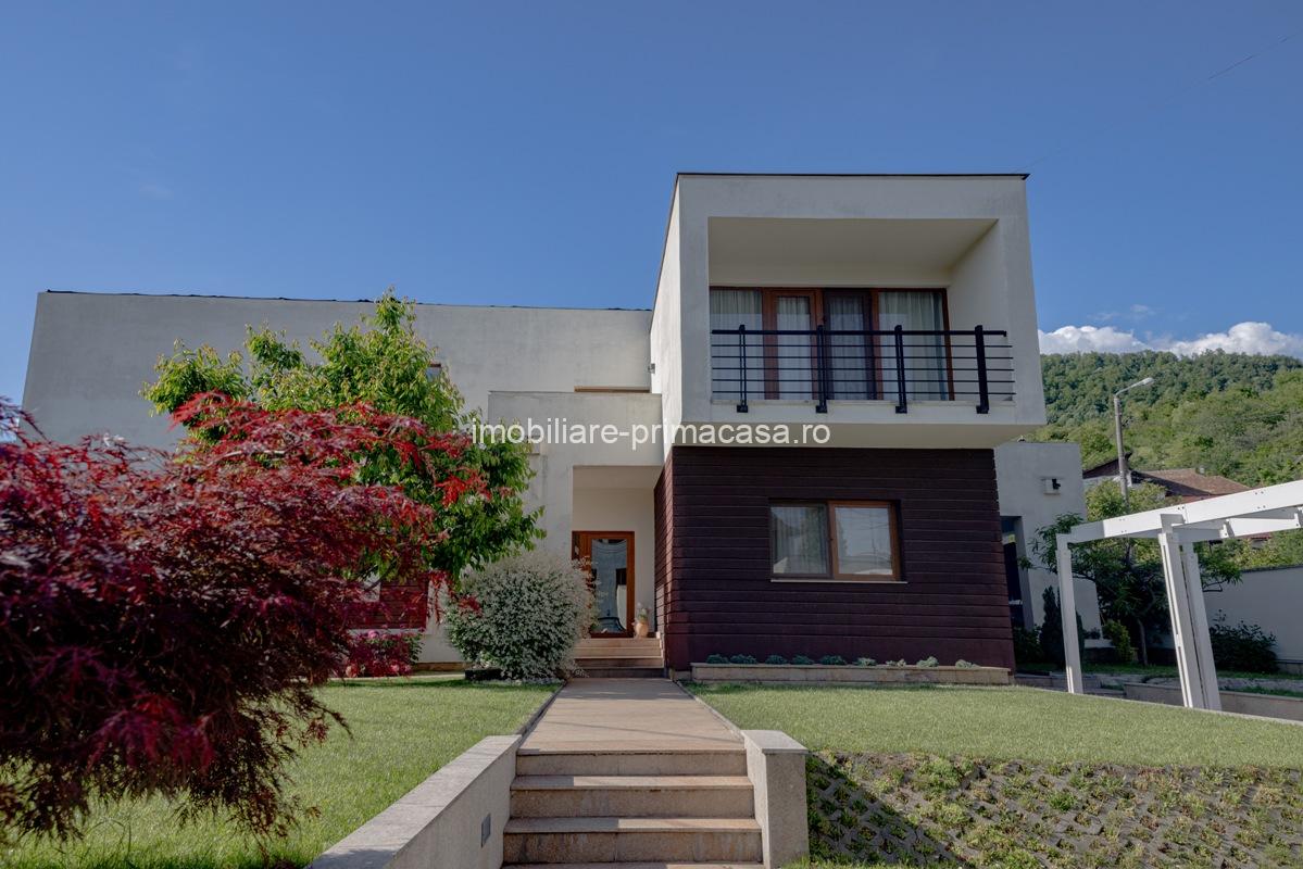 VILA DE LUX, zona Cartier Sasar , 450mp cu 10 ari teren! - imagine 16