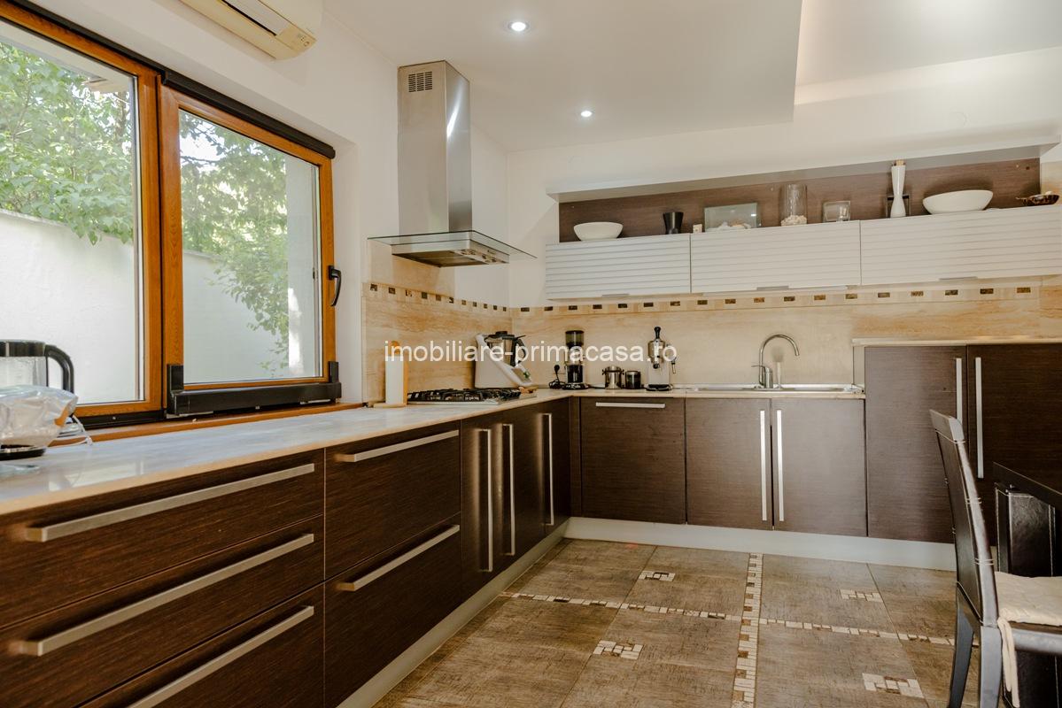 VILA DE LUX, zona Cartier Sasar , 450mp cu 10 ari teren! - imagine 57