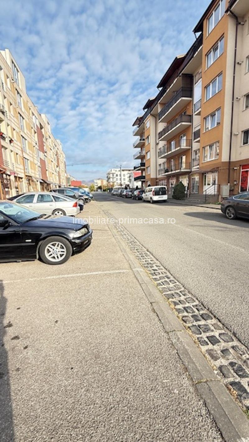 LUPULUI apartament spatios 48mp utili+ terasa!