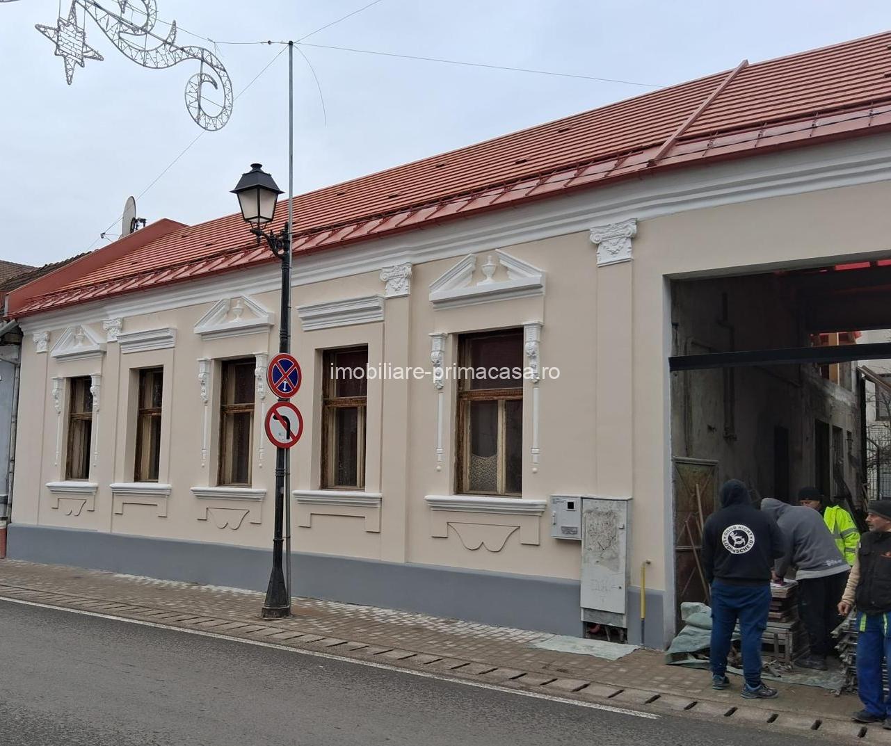 CLADIRE ISTORICA(1895), 150 mp Centrul Vechi Baia Mare DE INCHIRIAT! - imagine 5