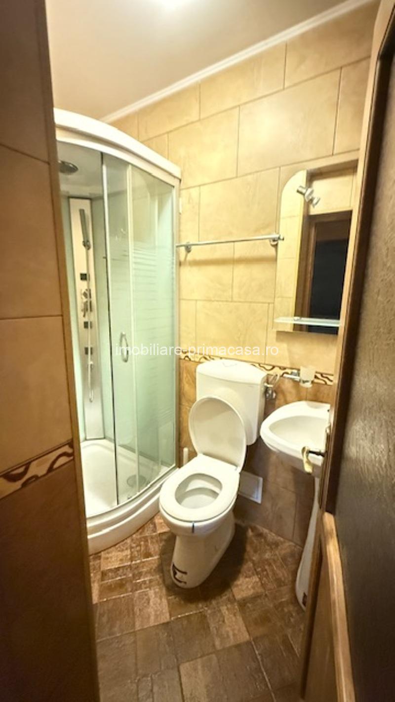 VILA D+P+M 300mp construiti cu teren de 450mp zona Cartier Sasar! - imagine 12